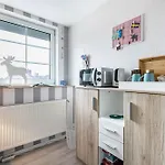 Gaestezimmer Mitten In 招待所 Mittelangeln