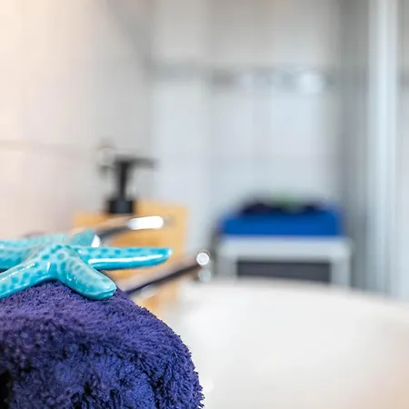 Gaestezimmer Mitten In Vendégház *