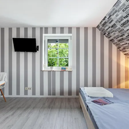 Gaestezimmer Mitten In Casa de hóspedes Mittelangeln
